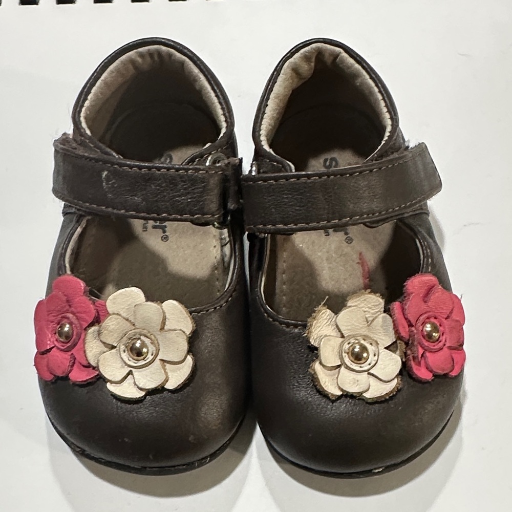 See Kai Run Isabel Mary Jane Brown Floral Velcro Strap Dress Shoes Kids‎ Size 4